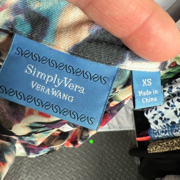 👗Like New |•SIMPLY VERA•| Pretty Colorful Dress - Picture 4 of 5